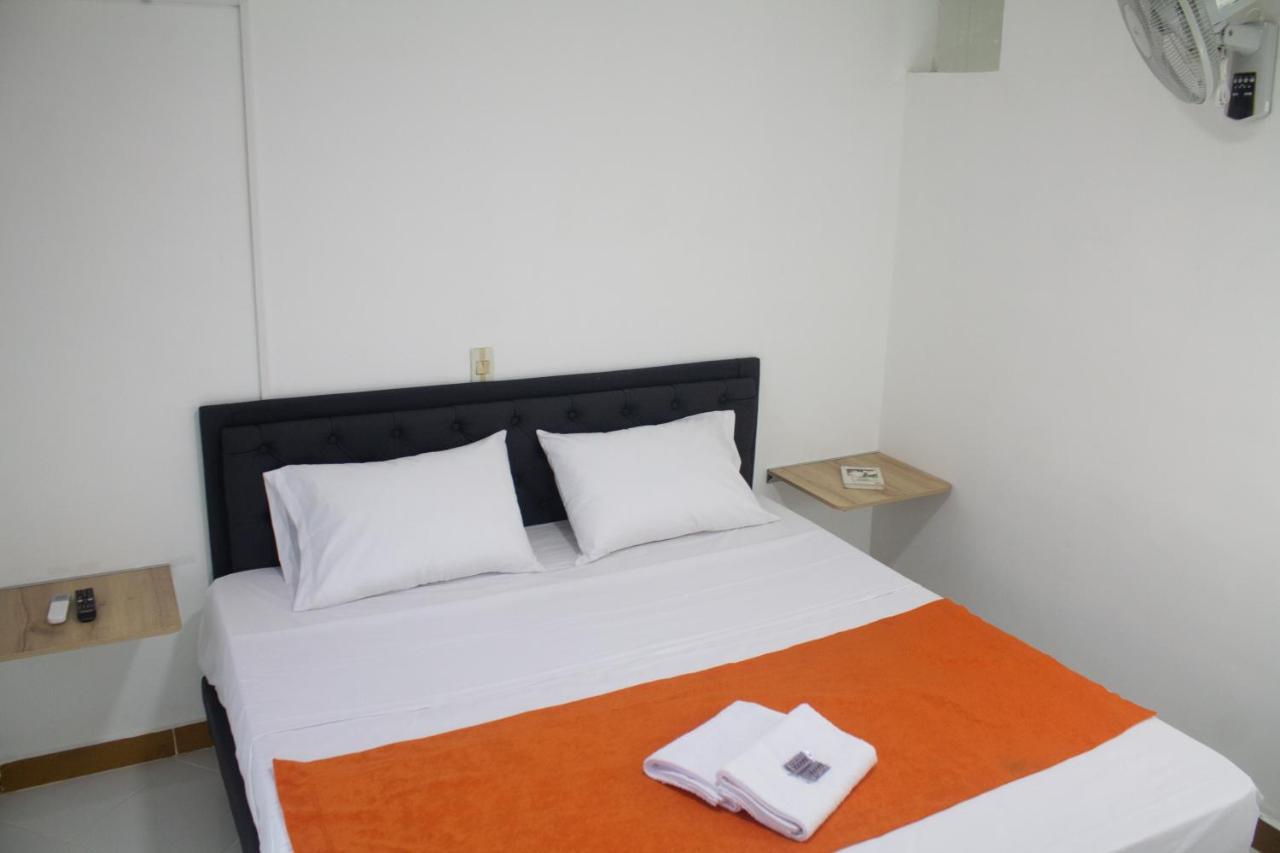 Hotel Picasso 70 Medellin Ngoại thất bức ảnh