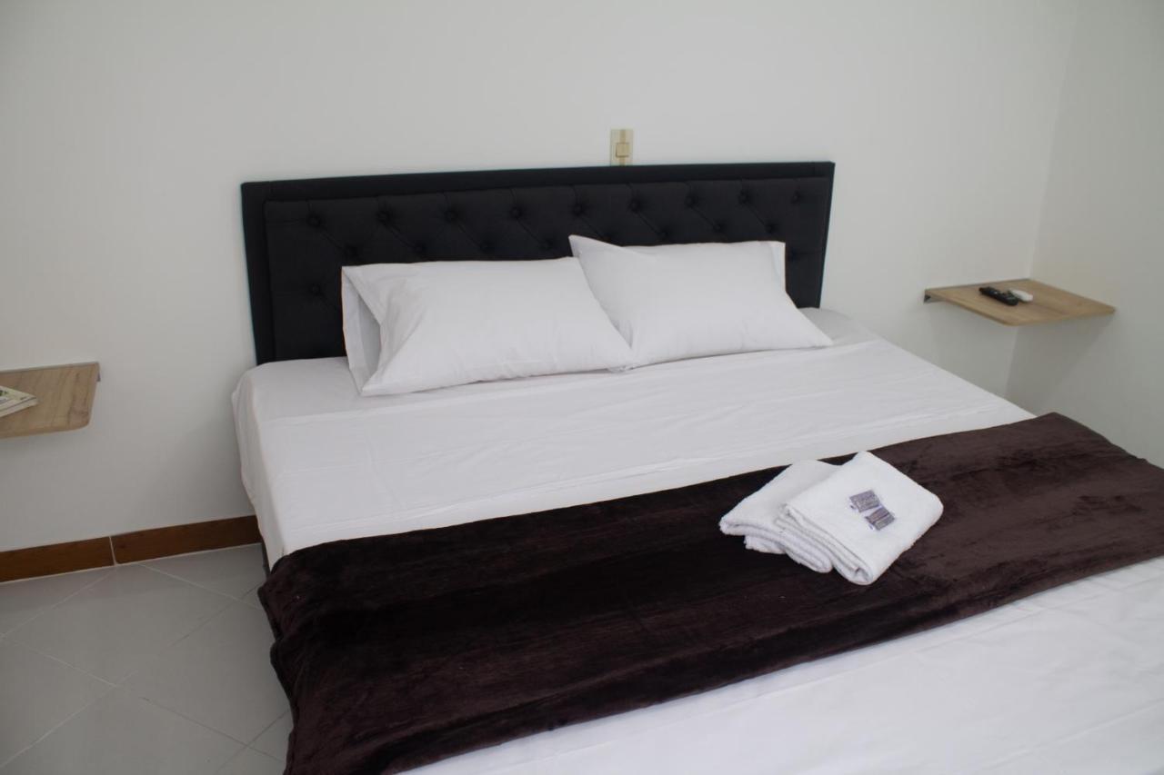 Hotel Picasso 70 Medellin Ngoại thất bức ảnh
