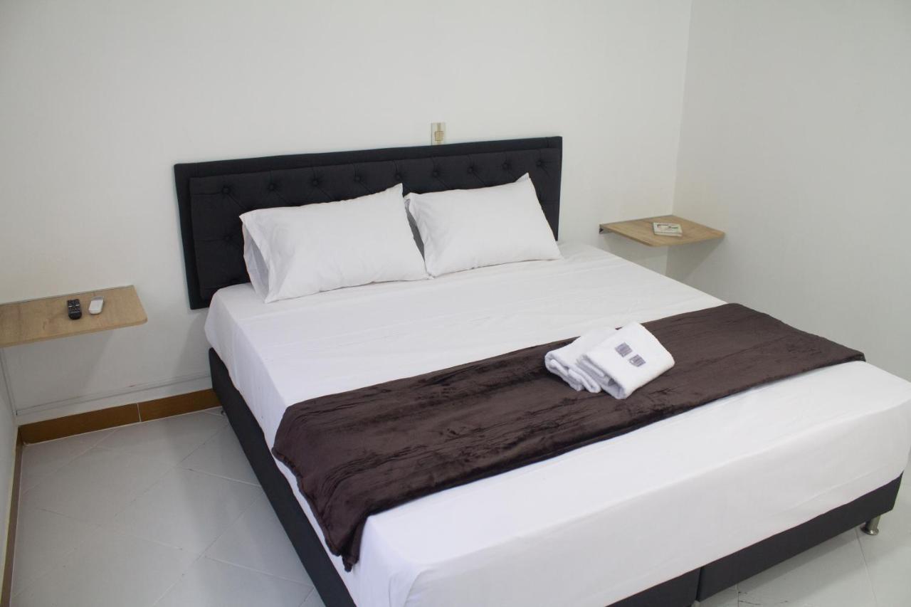 Hotel Picasso 70 Medellin Ngoại thất bức ảnh