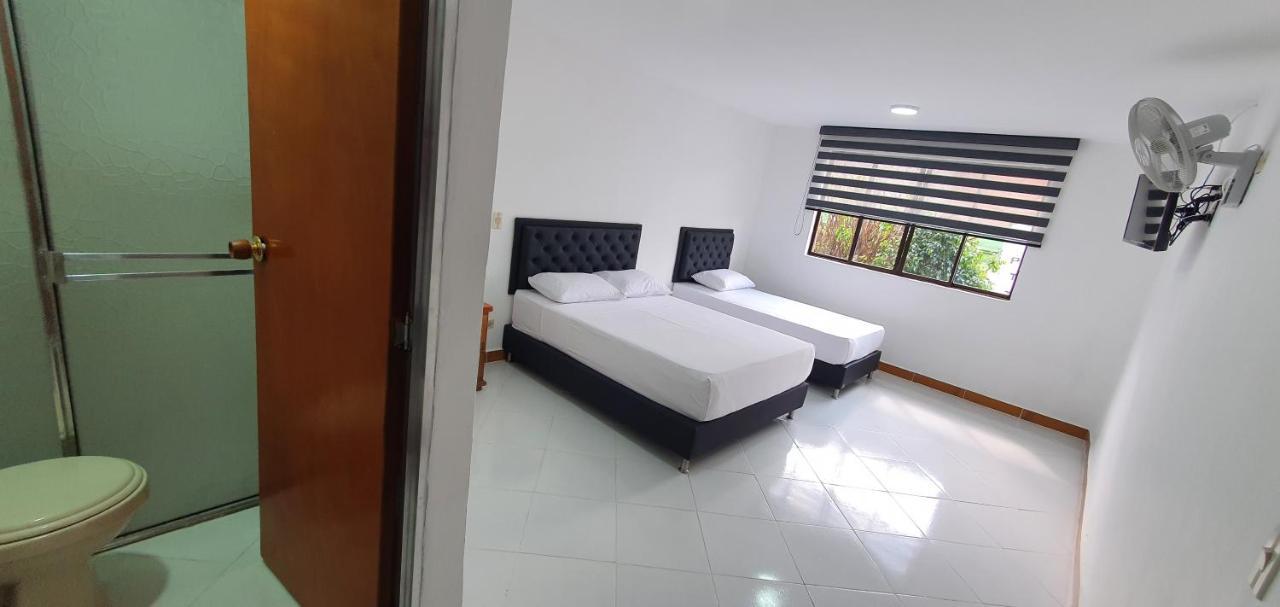 Hotel Picasso 70 Medellin Ngoại thất bức ảnh