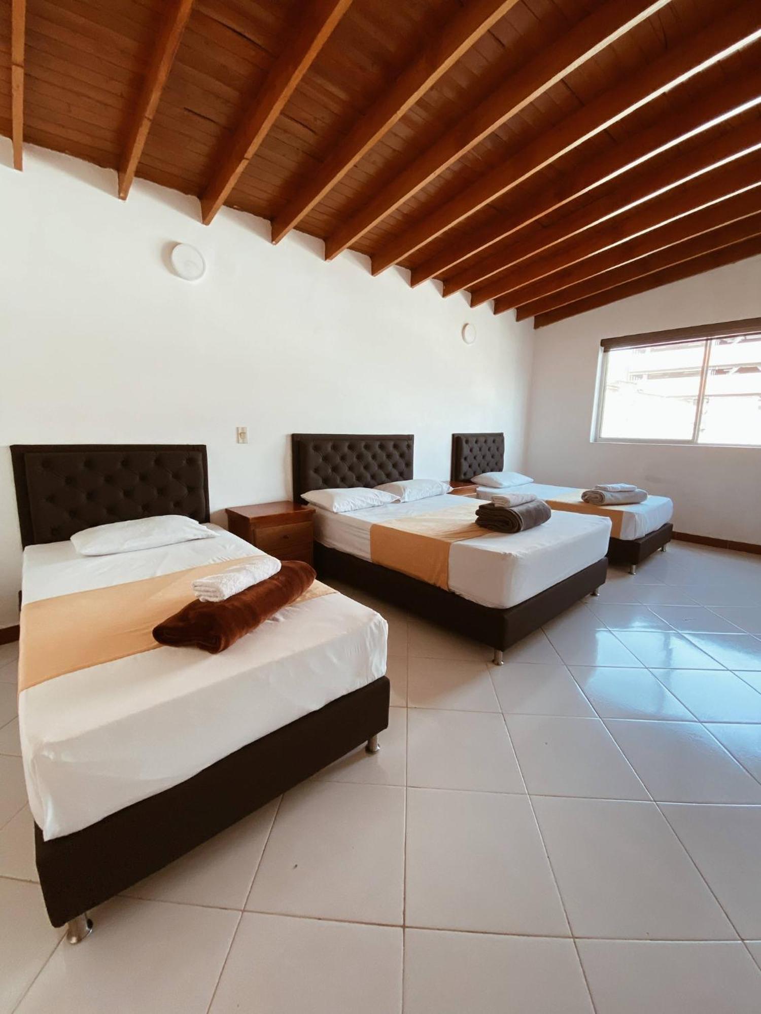 Hotel Picasso 70 Medellin Ngoại thất bức ảnh